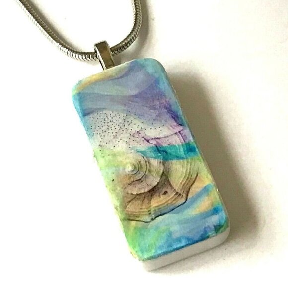 Seashell Pendant Necklace 24" Shell Sea Life Nautical Upcycled Hand Painted - Picture 1 of 8